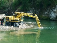 Excavator pe pneuri Caterpillar 206 BFT